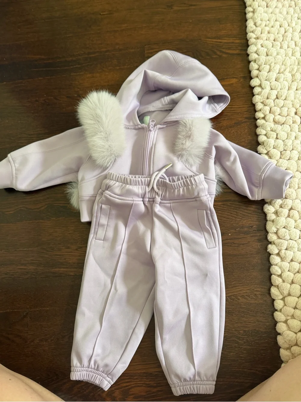 Lavender Two-Piece Hooded Jogger Set with Mink fur trim
